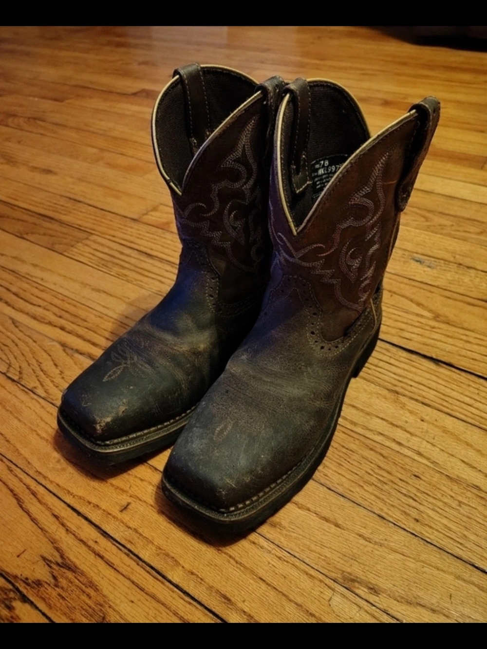 Justin WKL9978 Women's Waterproof Composite Square Toe Work Boots